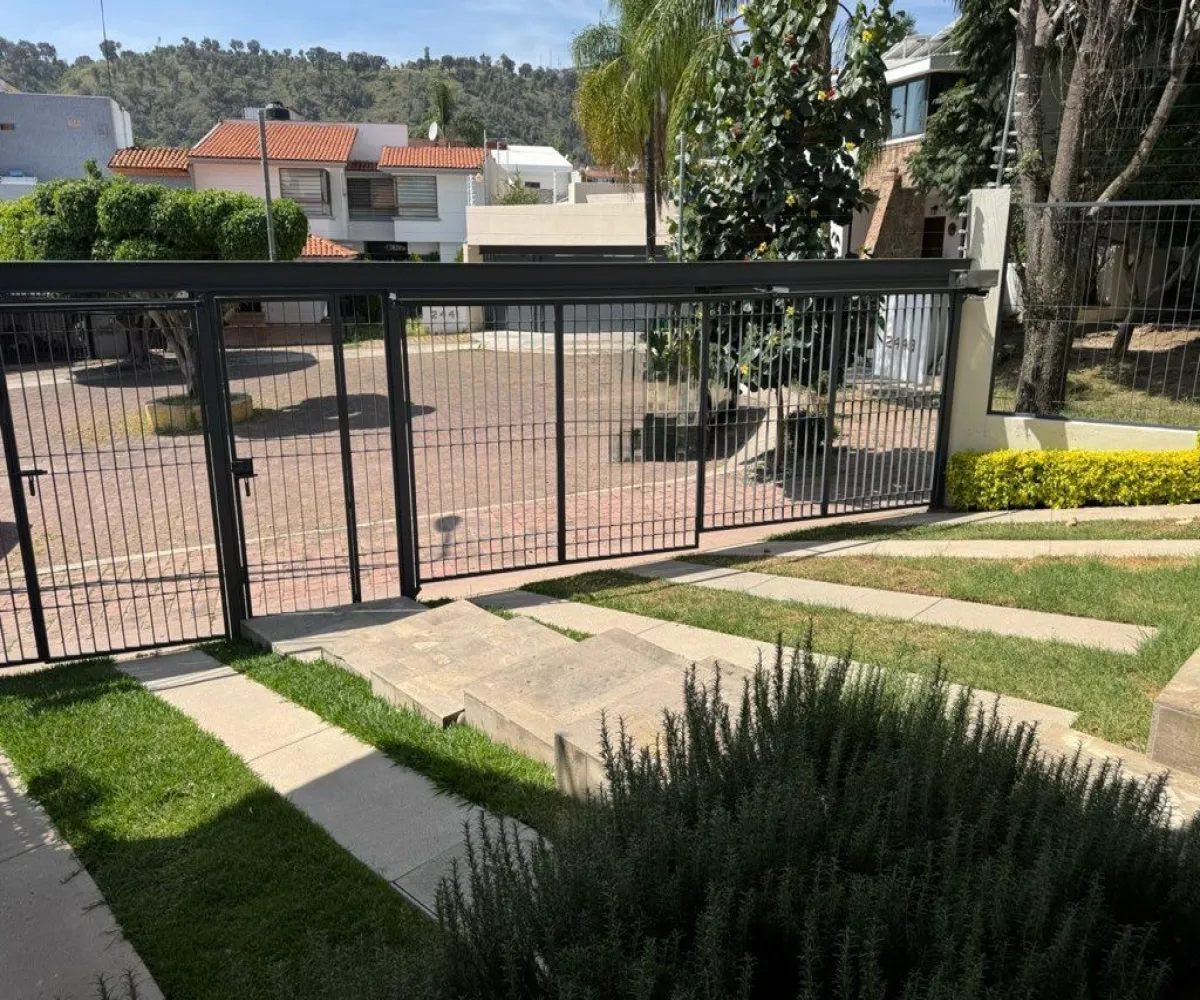 Casa En Renta,Fracc Ciudad Bugambilia,Boulevard Bugambilias 00, Zapopan, Jalisco 45237, 3 Habitaciones,3 Baños, Boulevard Bugambilias,1,ph1qNkR