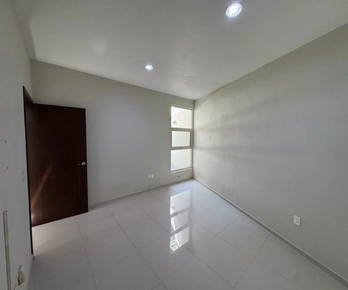 Casa En Renta,Fracc Ciudad Bugambilia,Boulevard Bugambilias 00, Zapopan, Jalisco 45237, 3 Habitaciones,3 Baños, Boulevard Bugambilias,1,ph1qNkR