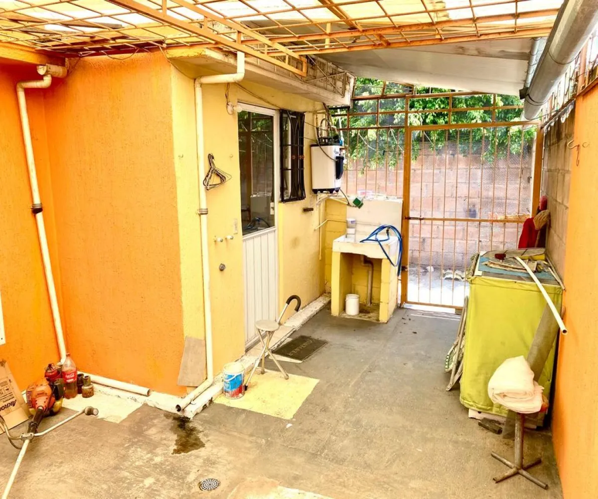 Casa En Venta,Paseo de los Agaves,El Refugio S/N, Tlajomulco de Zúñiga, Jalisco 45640, 2 Habitaciones,1 Baño,El Refugio,1,peGiibH