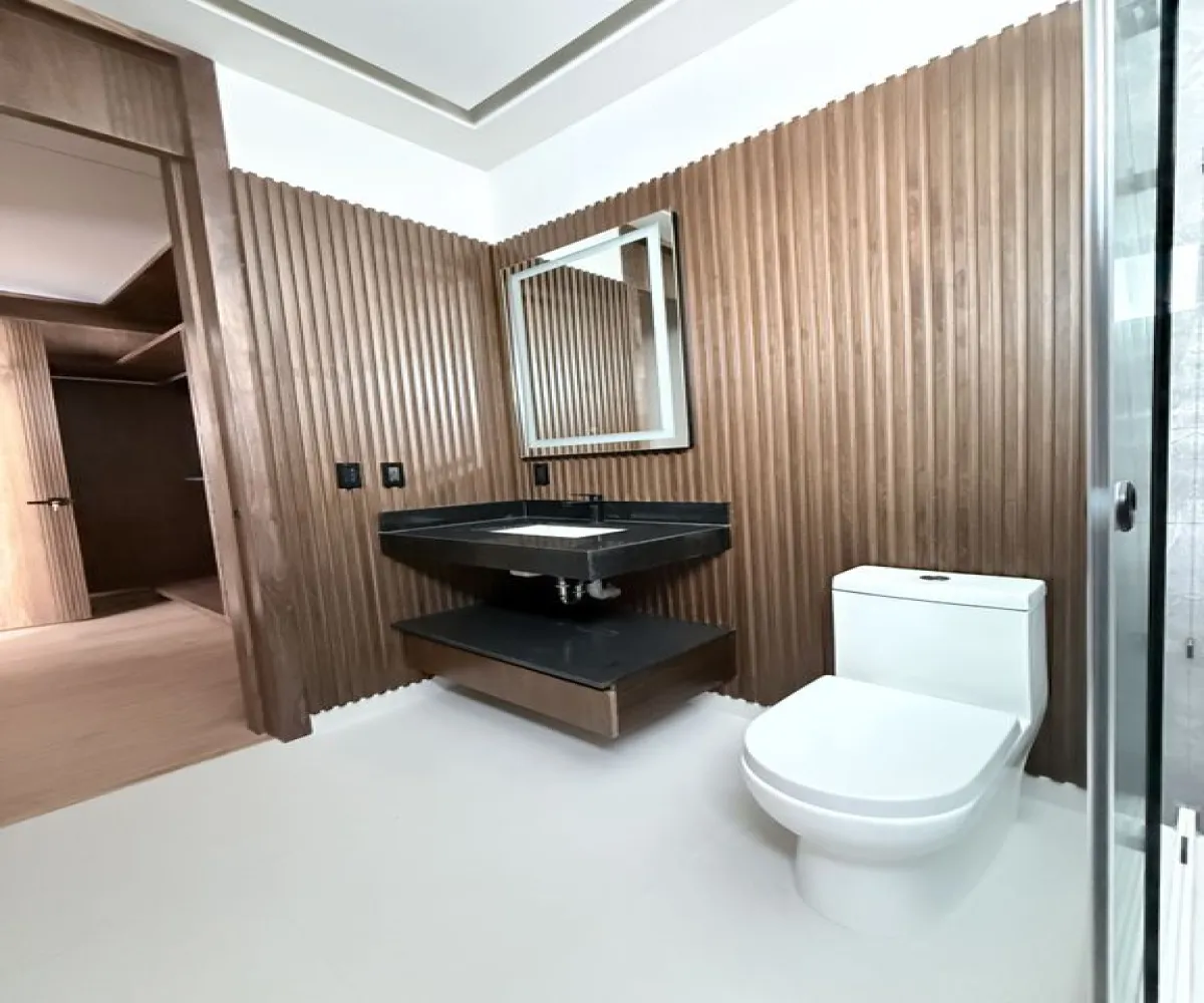 Casa En Venta,Puerta las Lomas,Av Universidad 2662, Zapopan, Jalisco 45110, 4 Habitaciones,4 Baños,Av Universidad ,1,pw6xHFg