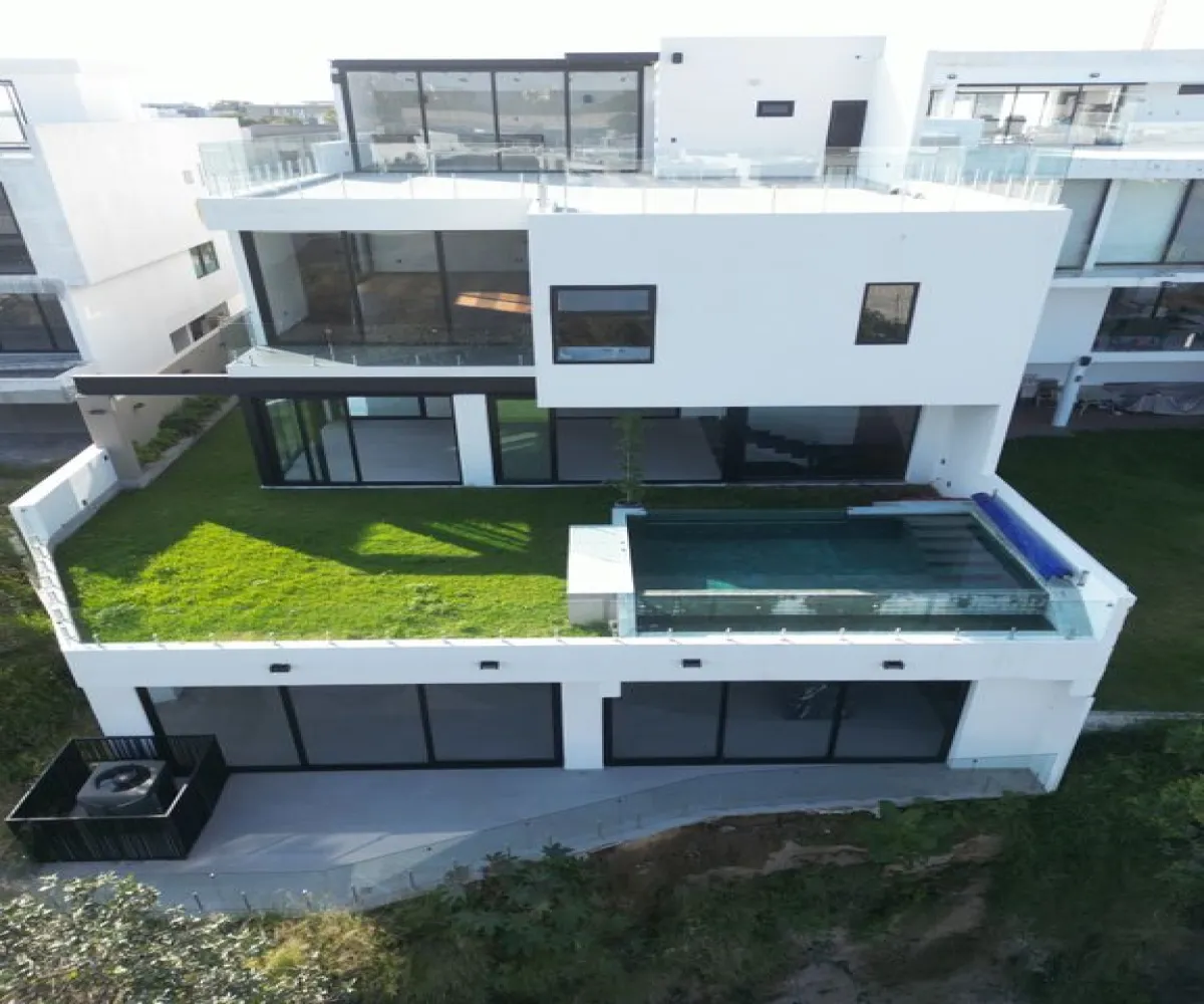 Casa En Venta,Puerta las Lomas,Av Universidad 2662, Zapopan, Jalisco 45110, 4 Habitaciones,4 Baños,Av Universidad ,1,pw6xHFg