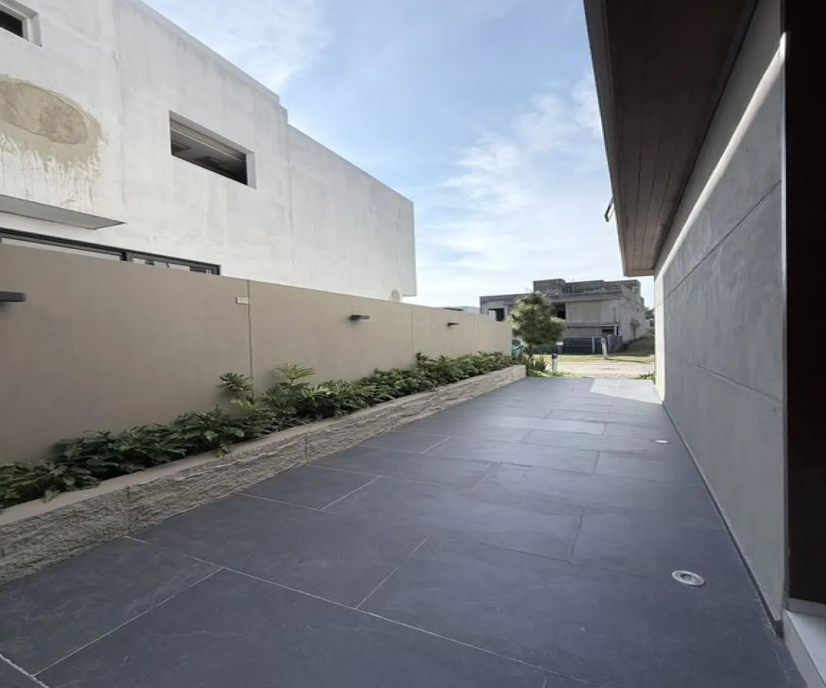 Casa En Venta,Puerta las Lomas,Av Universidad 2662, Zapopan, Jalisco 45110, 4 Habitaciones,4 Baños,Av Universidad ,1,pw6xHFg