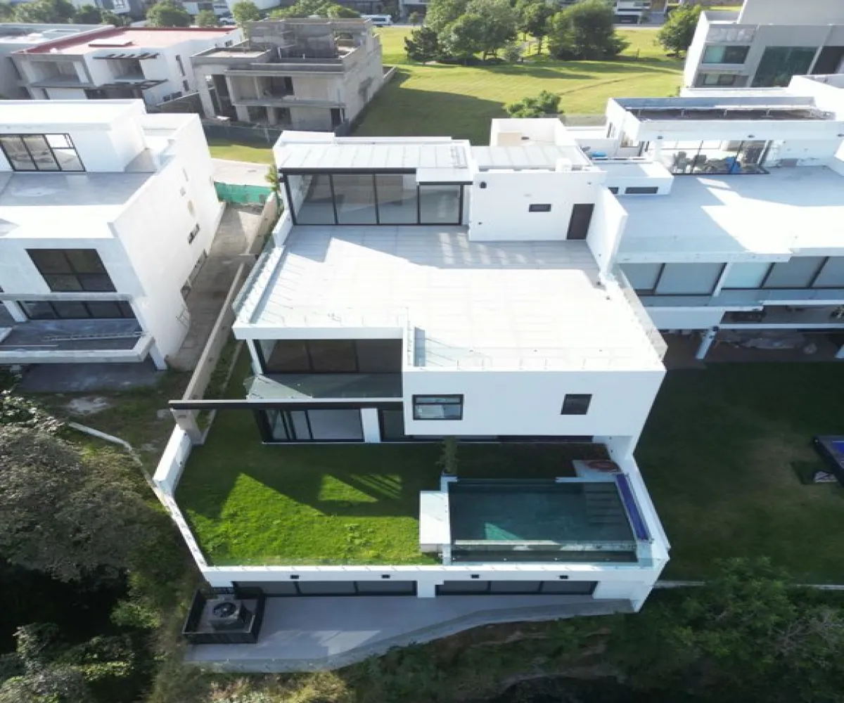 Casa En Venta,Puerta las Lomas,Av Universidad 2662, Zapopan, Jalisco 45110, 4 Habitaciones,4 Baños,Av Universidad ,1,pw6xHFg