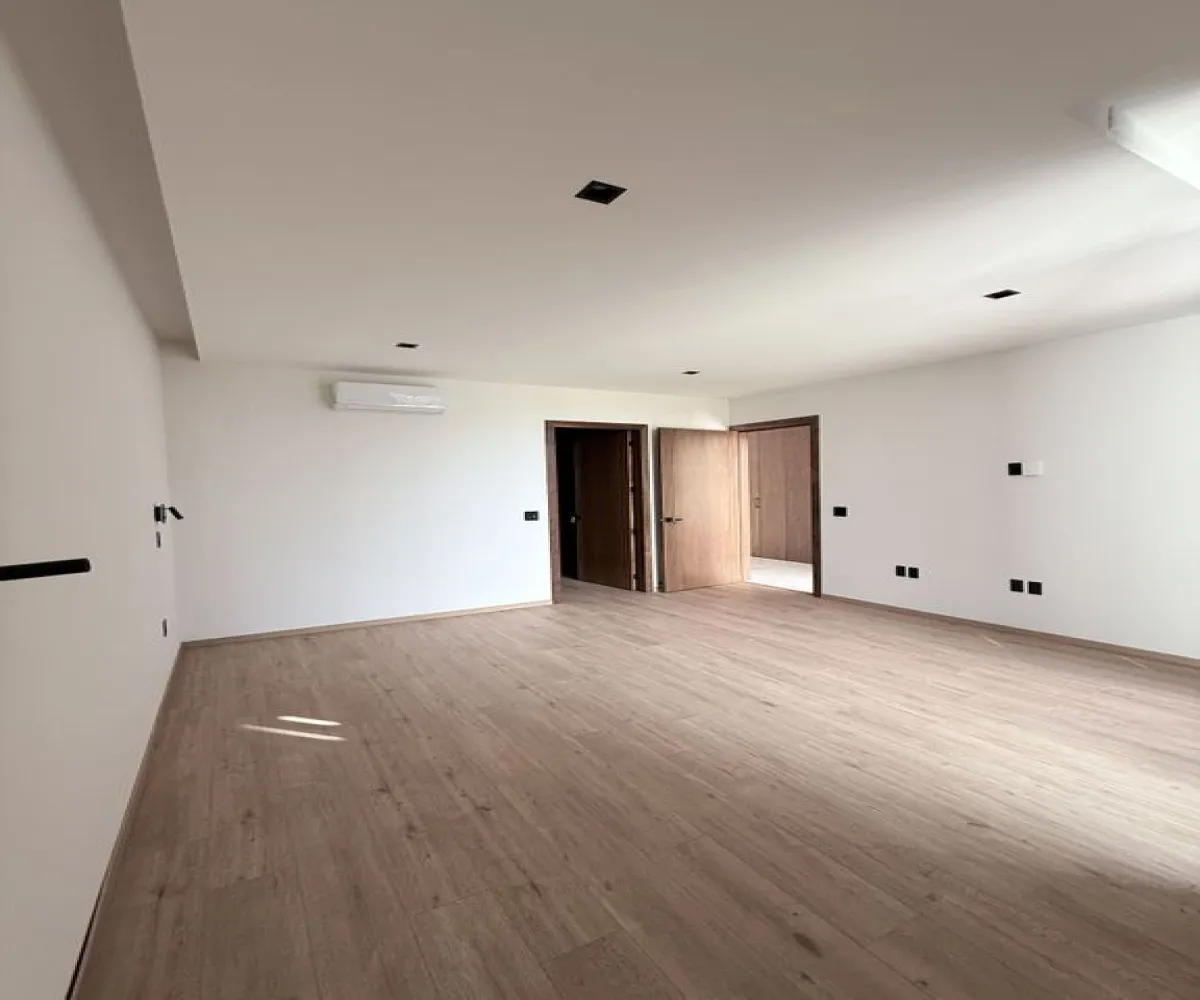 Casa En Venta,Puerta las Lomas,Av Universidad 2662, Zapopan, Jalisco 45110, 4 Habitaciones,4 Baños,Av Universidad ,1,pw6xHFg