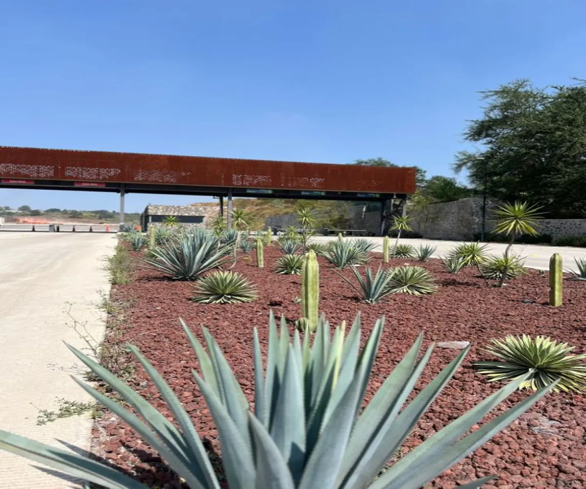 Bodega En Renta,La Piedrera ,Calle Periferico Sur S/N, San Pedro Tlaquepaque, Jalisco 45580,6 Baños,Calle Periferico Sur,1,peHO0OD