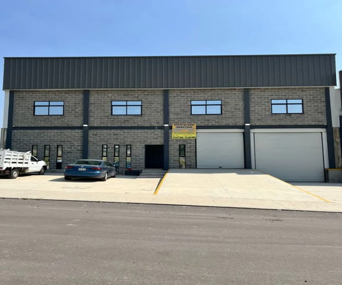 Bodega En Renta,La Piedrera ,Calle Periferico Sur S/N, San Pedro Tlaquepaque, Jalisco 45580,6 Baños,Calle Periferico Sur,1,peHO0OD