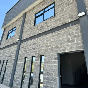 Bodega En Renta,La Piedrera ,Calle Periferico Sur S/N, San Pedro Tlaquepaque, Jalisco 45580,6 Baños,Calle Periferico Sur,1,peHO0OD