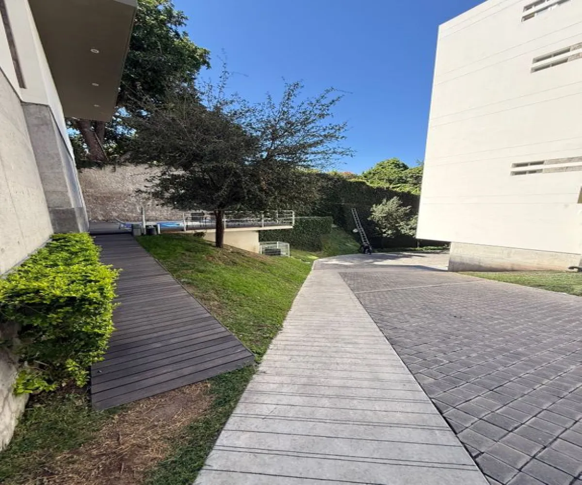 Departamento En Venta,Lomas del Valle,Paseo Lomas Altas 3986, Zapopan, Jalisco 45129, 2 Habitaciones,2 Baños,Paseo Lomas Altas,3,pMlRcnc