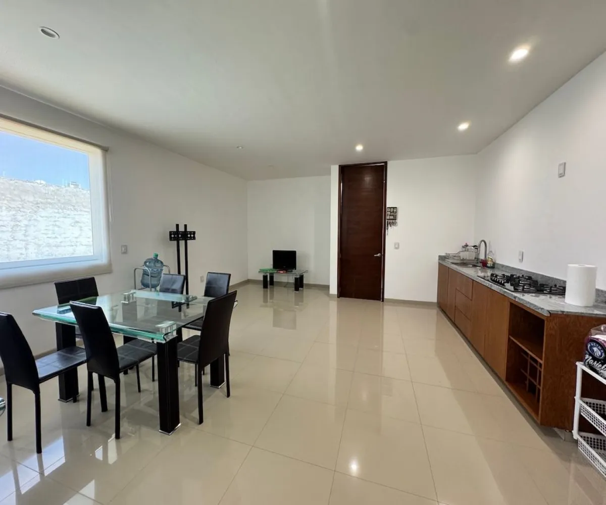 Casa En Venta,El Fortín,Calle Verderon 22, Zapopan, Jalisco 45066, 2 Habitaciones,2 Baños,Calle Verderon,2,p0lEfF0