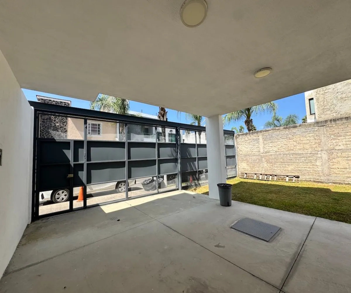 Casa En Venta,El Fortín,Calle Verderon 22, Zapopan, Jalisco 45066, 2 Habitaciones,2 Baños,Calle Verderon,2,p0lEfF0