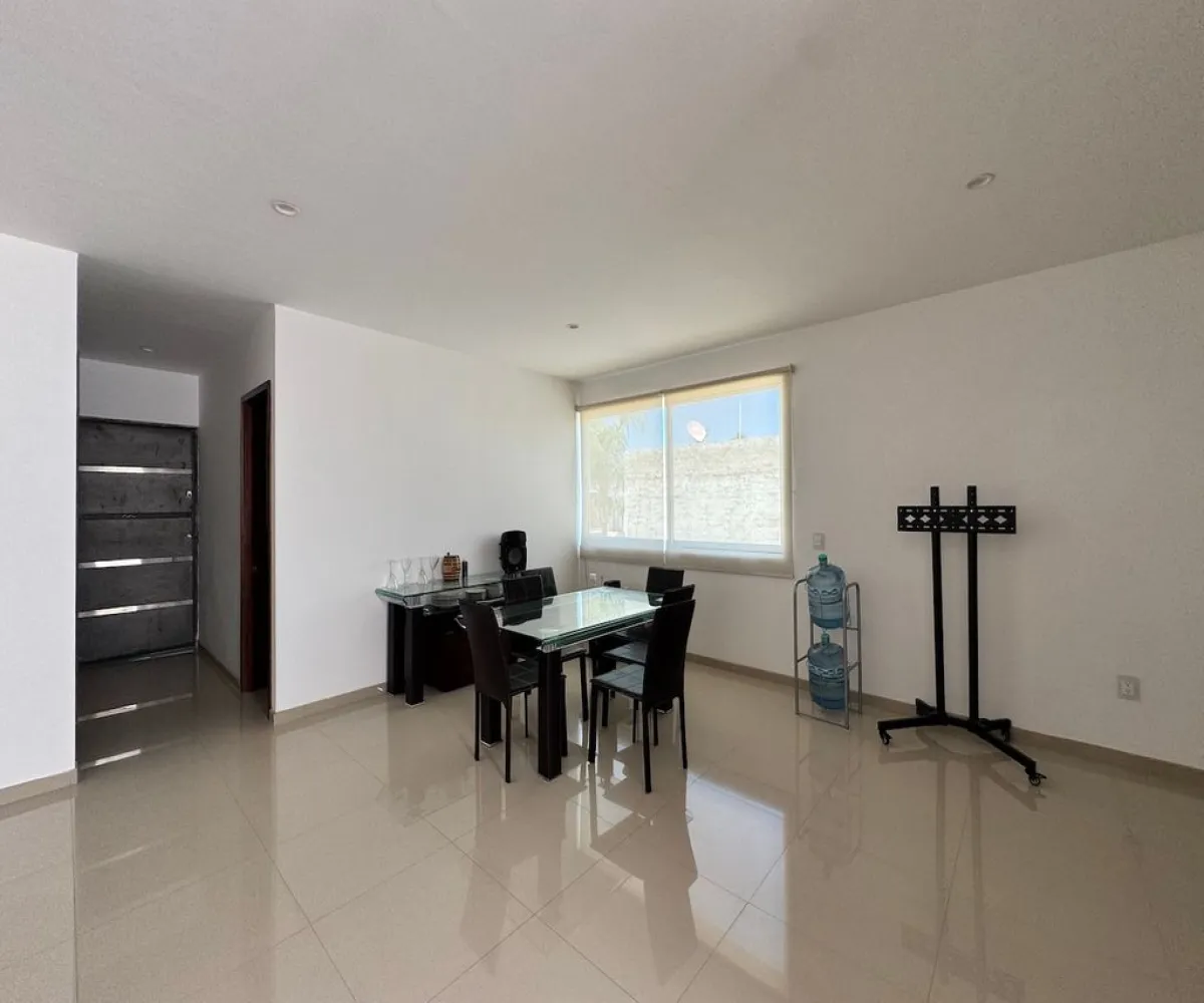 Casa En Venta,El Fortín,Calle Verderon 22, Zapopan, Jalisco 45066, 2 Habitaciones,2 Baños,Calle Verderon,2,p0lEfF0