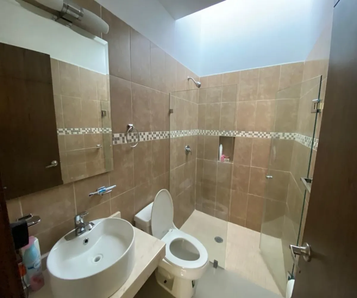 Casa En Venta,El Alcázar (Casa Fuerte),Av Casa Fuerte 191, Tlajomulco de Zúñiga, Jalisco 45645, 3 Habitaciones,3 Baños,Av Casa Fuerte ,2,pOBEvMS Casa En Venta,El Alcázar (Casa Fuerte),Av Casa Fuerte 191, Tlajomulco de Zúñiga, Jalisco 45645, 3 Habitaciones,3 Baños,Av Casa Fuerte ,2,pOBEvMS