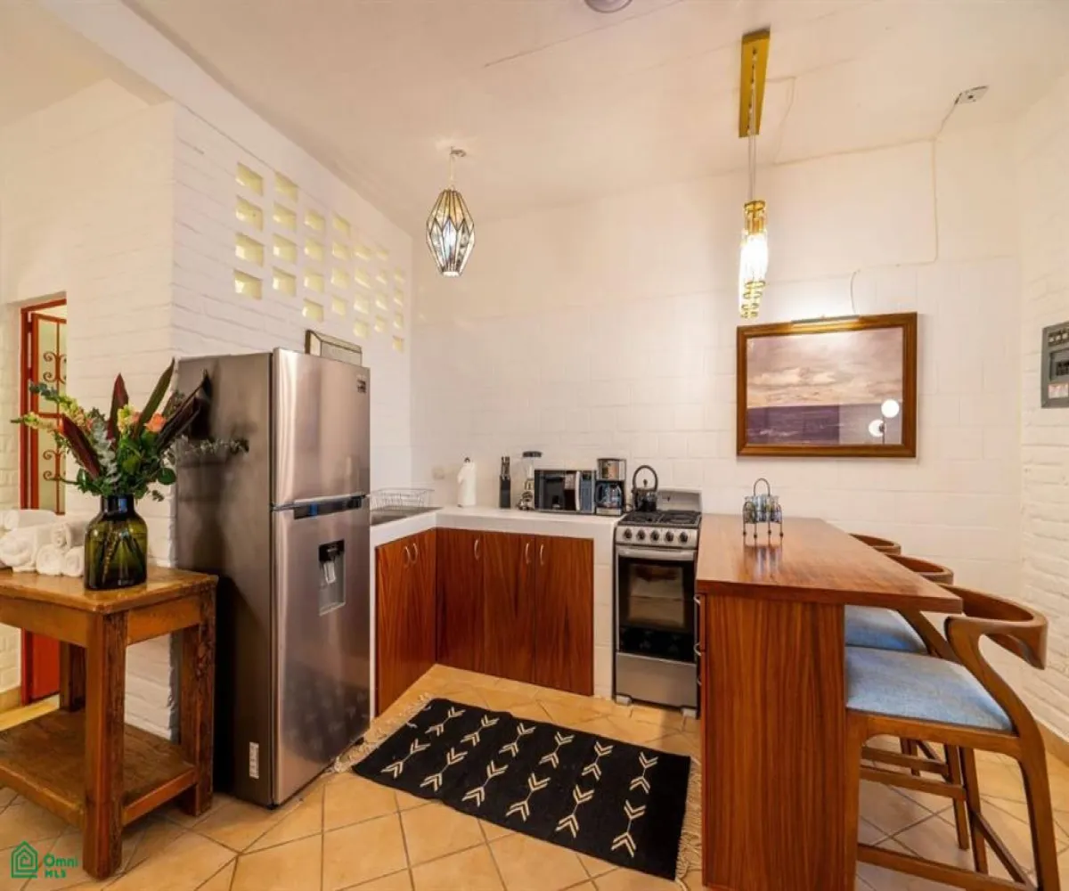 Casa En Venta,Altavista,Insurgentes 459, Puerto Vallarta, Jalisco 48380, 4 Habitaciones,4 Baños,Insurgentes,3,MX251041569