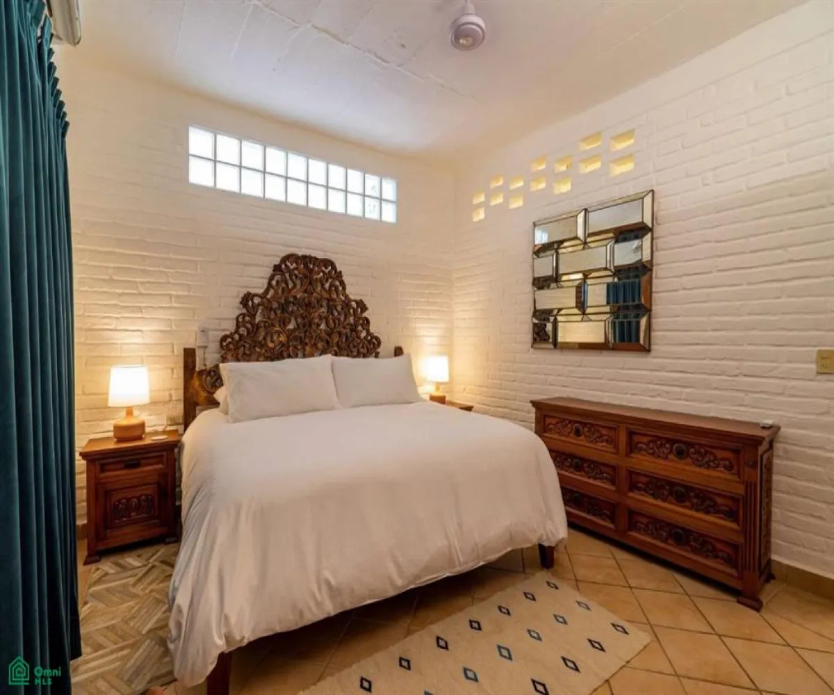 Casa En Venta,Altavista,Insurgentes 459, Puerto Vallarta, Jalisco 48380, 4 Habitaciones,4 Baños,Insurgentes,3,MX251041569