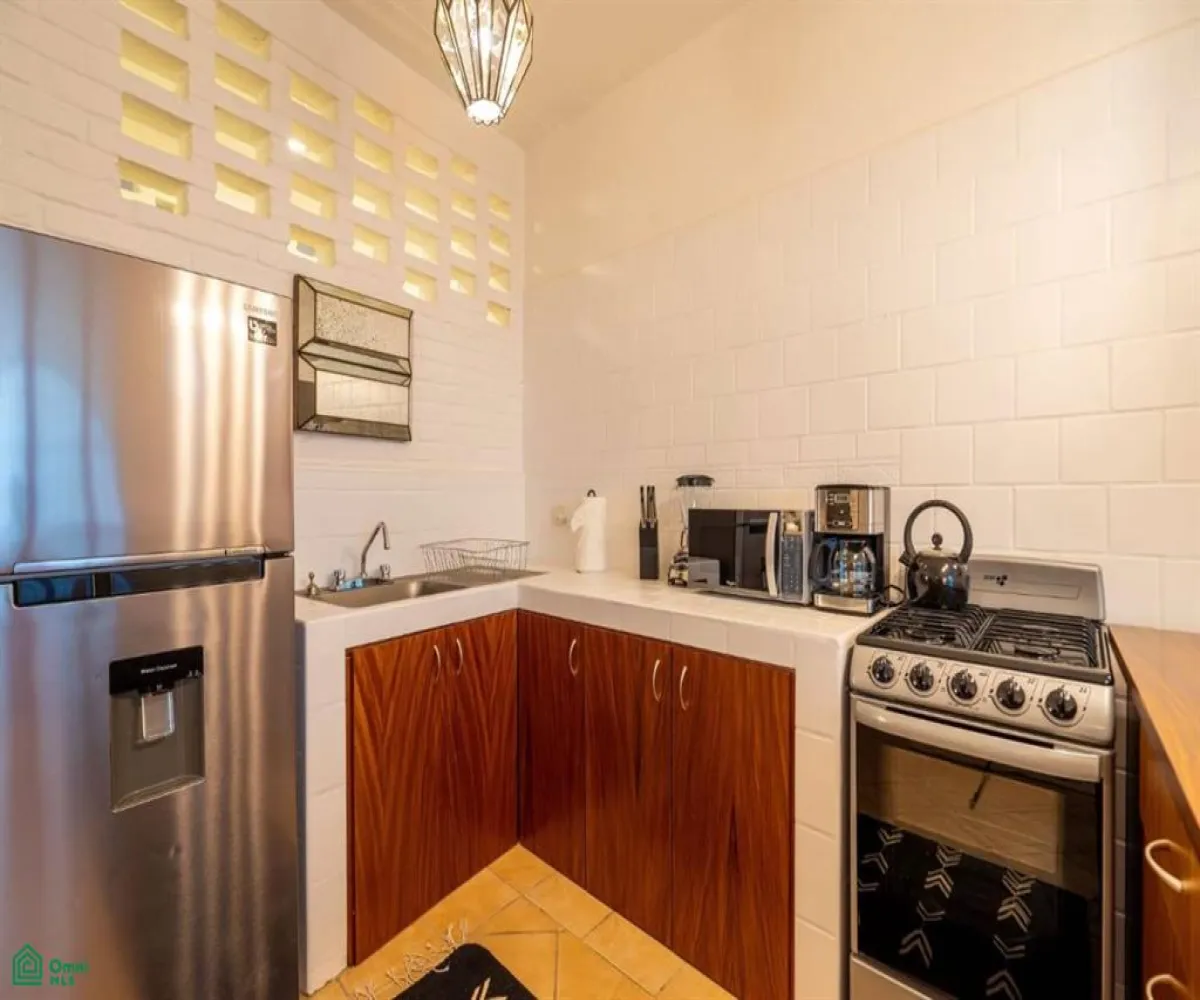 Casa En Venta,Altavista,Insurgentes 459, Puerto Vallarta, Jalisco 48380, 4 Habitaciones,4 Baños,Insurgentes,3,MX251041569