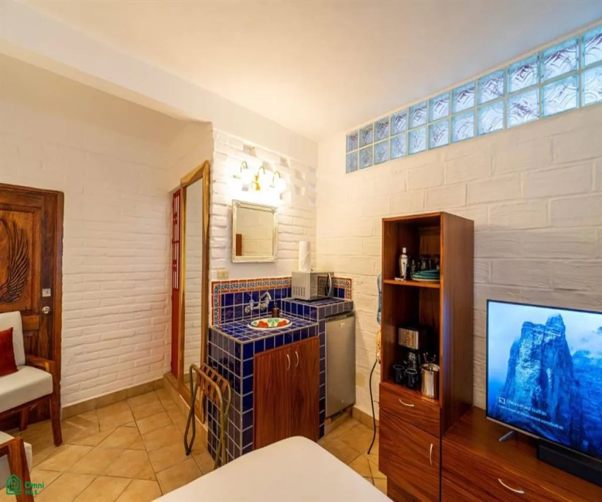 Casa En Venta,Altavista,Insurgentes 459, Puerto Vallarta, Jalisco 48380, 4 Habitaciones,4 Baños,Insurgentes,3,MX251041569