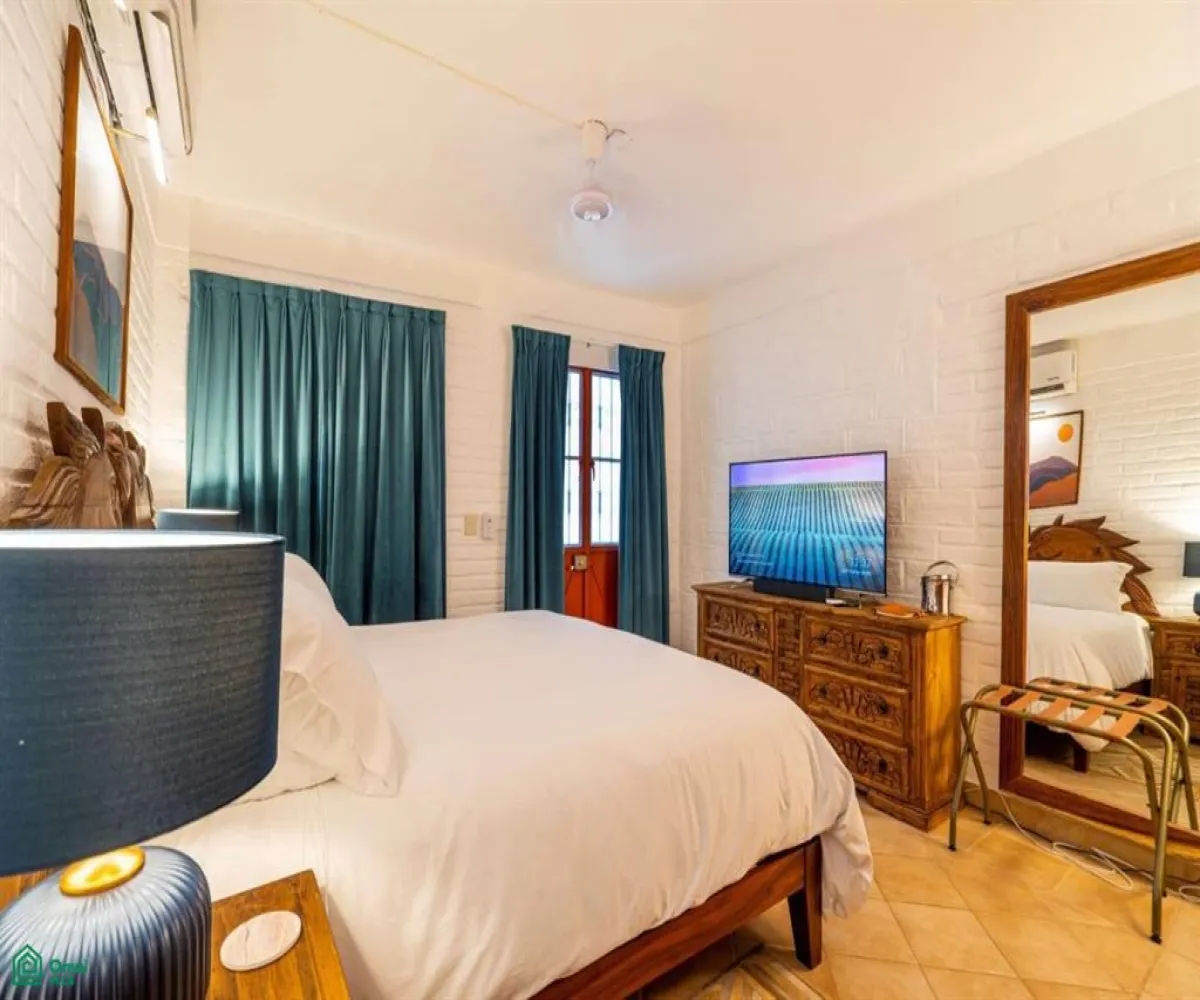 Casa En Venta,Altavista,Insurgentes 459, Puerto Vallarta, Jalisco 48380, 4 Habitaciones,4 Baños,Insurgentes,3,MX251041569