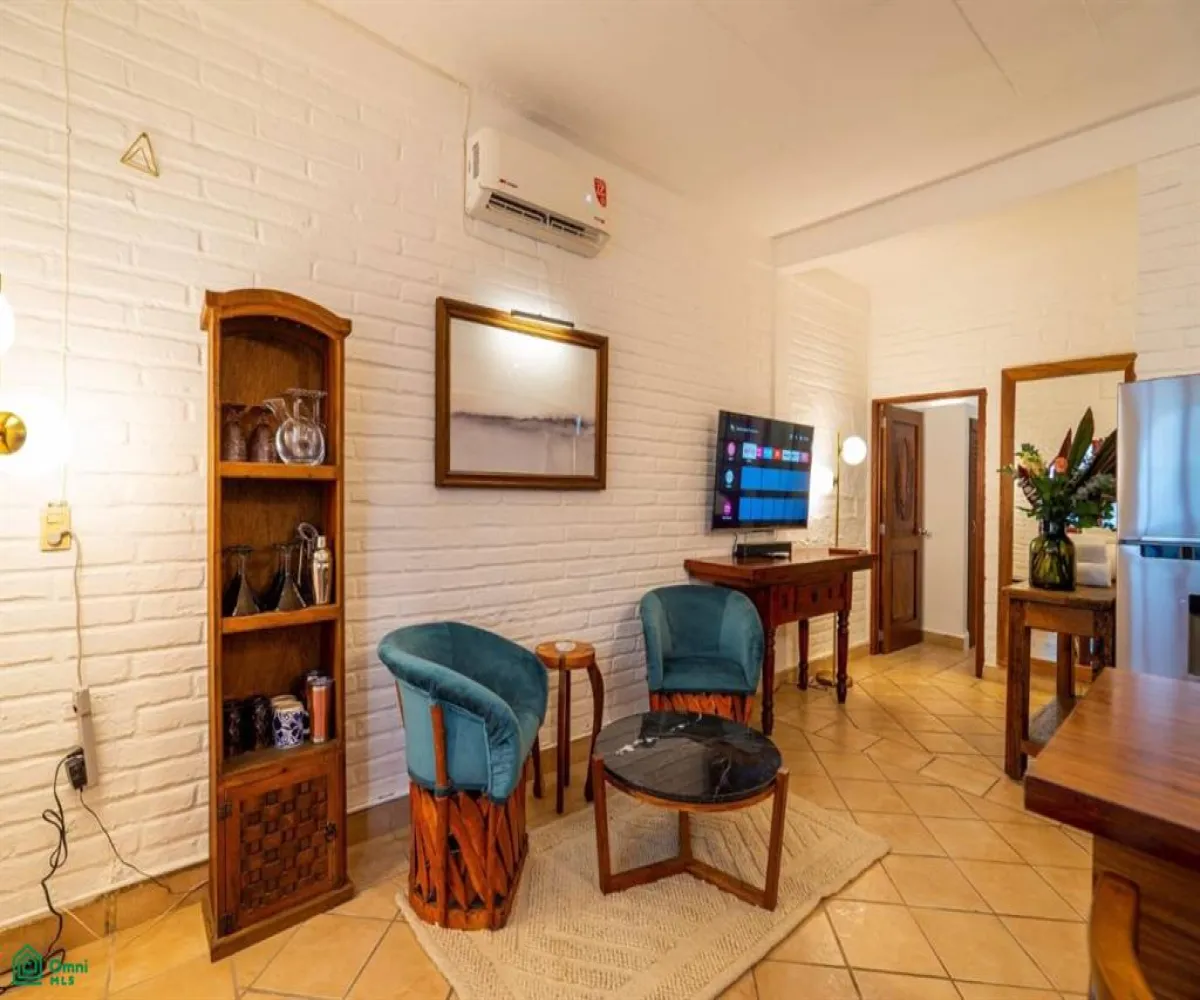 Casa En Venta,Altavista,Insurgentes 459, Puerto Vallarta, Jalisco 48380, 4 Habitaciones,4 Baños,Insurgentes,3,MX251041569