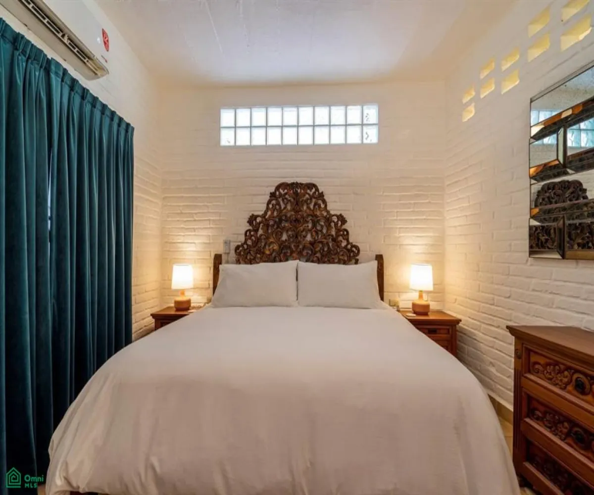 Casa En Venta,Altavista,Insurgentes 459, Puerto Vallarta, Jalisco 48380, 4 Habitaciones,4 Baños,Insurgentes,3,MX251041569