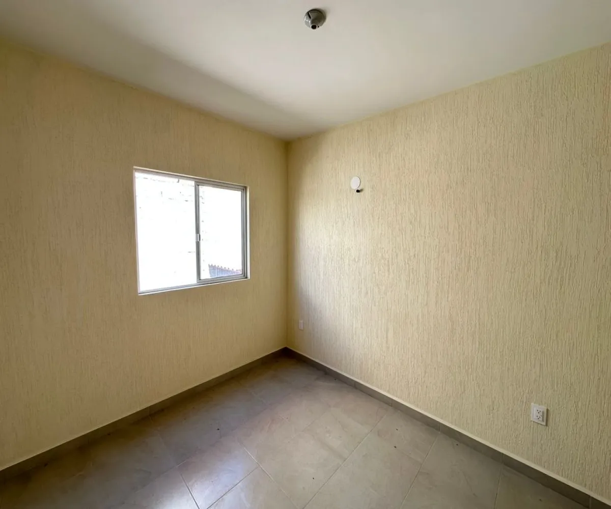 Casa En Venta,Boulevard Del Centro S/N Miguel 256, Tlajomulco de Zúñiga, Jalisco 45650, 3 Habitaciones,2 Baños,Boulevard Del Centro,2,pteOEXW