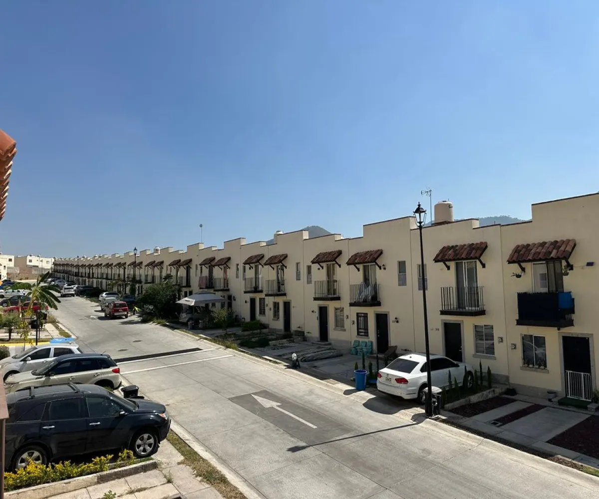 Casa En Venta,Boulevard Del Centro S/N Miguel 256, Tlajomulco de Zúñiga, Jalisco 45650, 3 Habitaciones,2 Baños,Boulevard Del Centro,2,pteOEXW