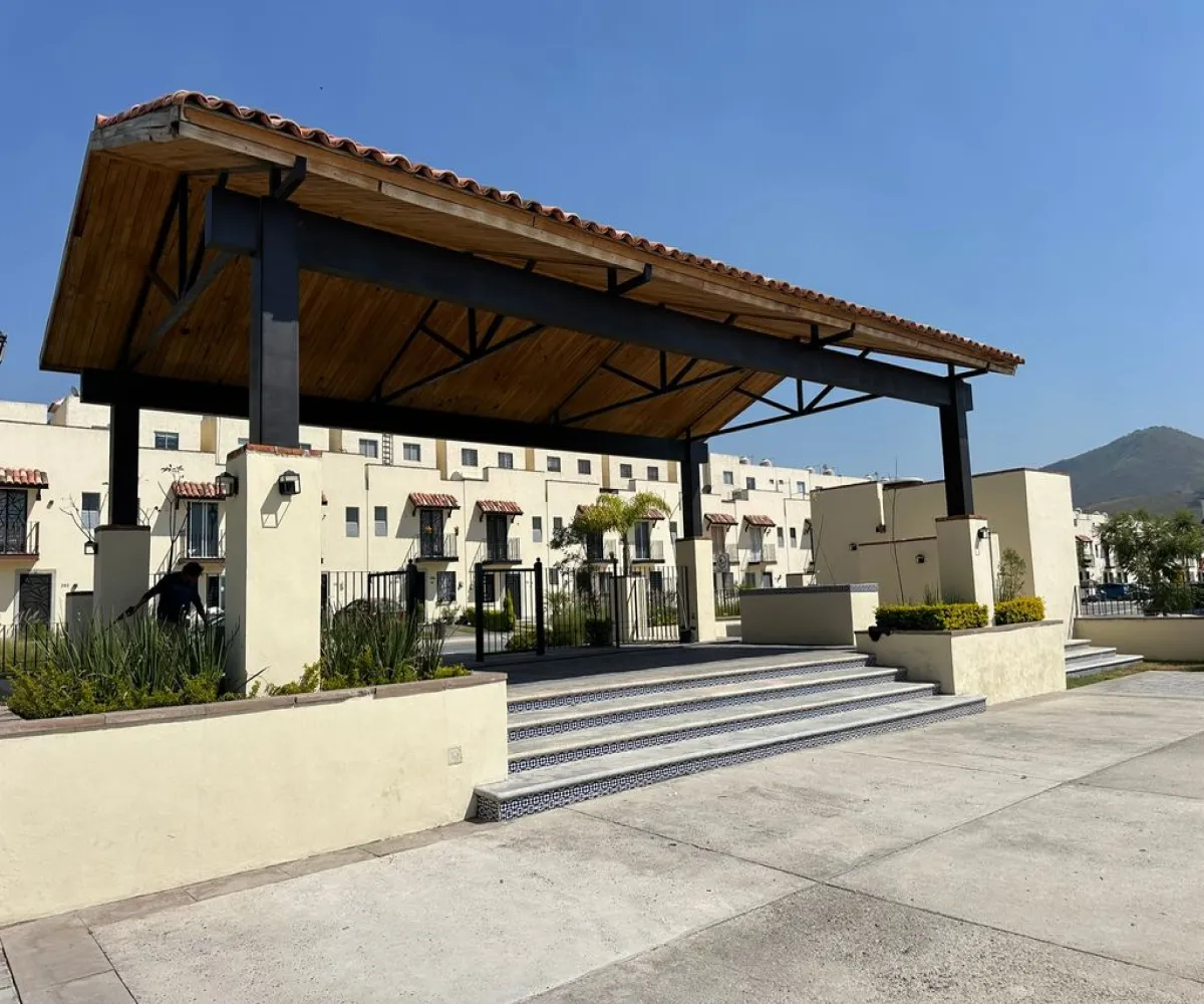 Casa En Venta,Boulevard Del Centro S/N Miguel 256, Tlajomulco de Zúñiga, Jalisco 45650, 3 Habitaciones,2 Baños,Boulevard Del Centro,2,pteOEXW