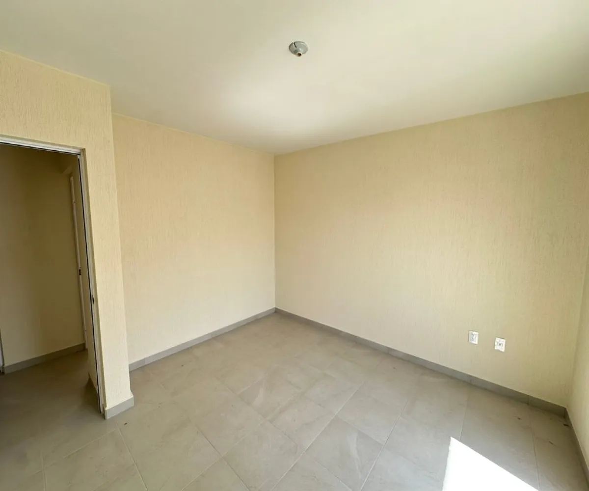 Casa En Venta,Boulevard Del Centro S/N Miguel 256, Tlajomulco de Zúñiga, Jalisco 45650, 3 Habitaciones,2 Baños,Boulevard Del Centro,2,pteOEXW