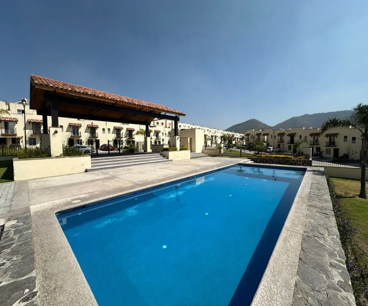 Casa En Venta,Boulevard Del Centro S/N Miguel 256, Tlajomulco de Zúñiga, Jalisco 45650, 3 Habitaciones,2 Baños,Boulevard Del Centro,2,pteOEXW