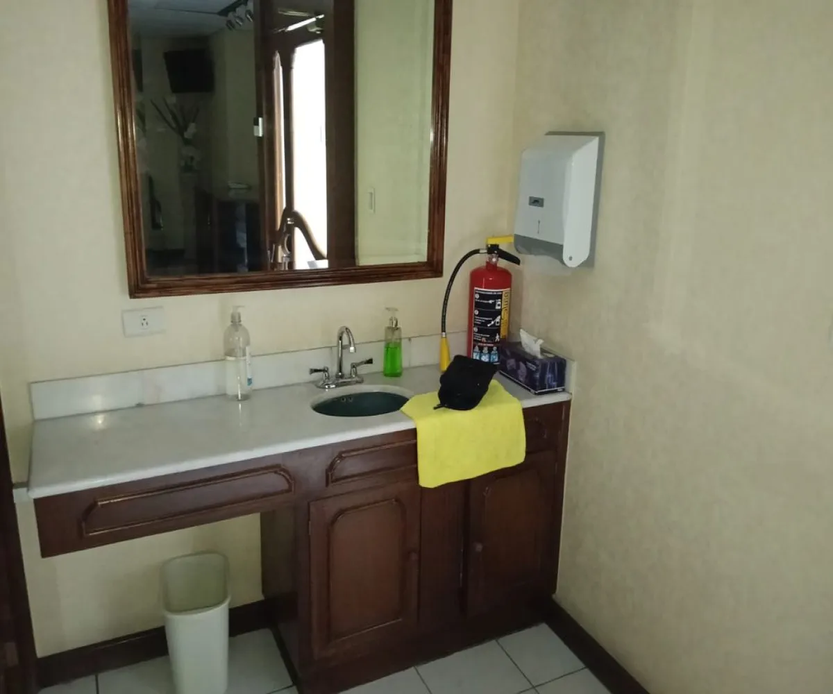 En Renta,Lomas de Guevara,Avenida Manuel Acuña S/N, Guadalajara, Jalisco 44657,1 Baño,Avenida Manuel Acuña,1,pUnCNjh