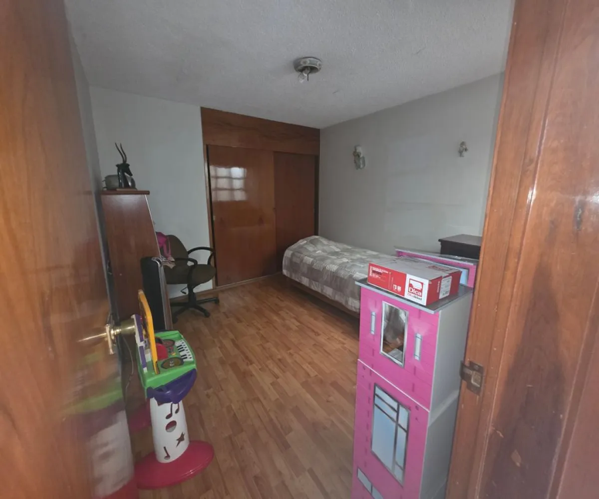 Casa En Venta,Providencia Sección,Valparaíso 2584, Guadalajara, Jalisco 44630, 3 Habitaciones,3 Baños,Valparaíso,2,pVdcF3G