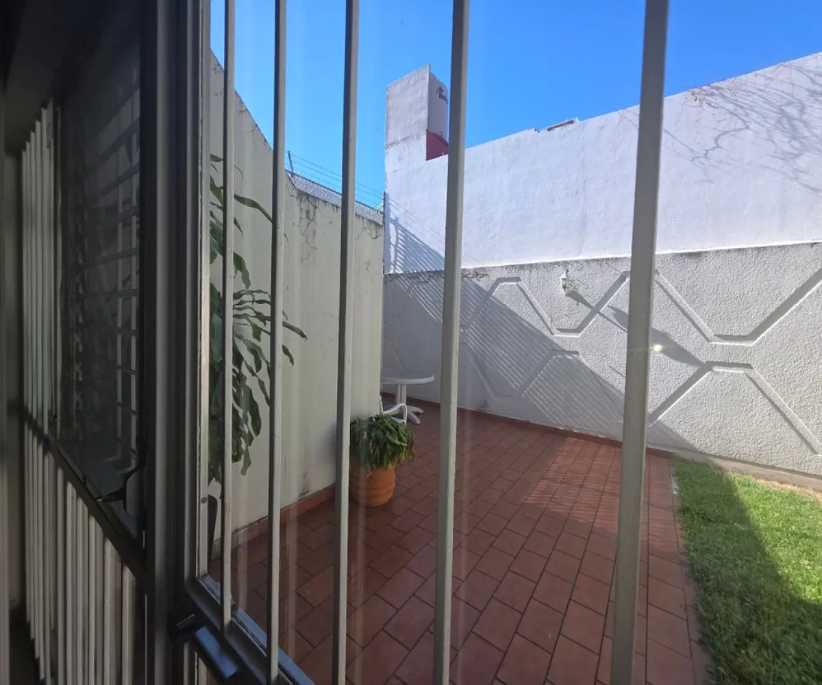 Casa En Venta,Providencia Sección,Valparaíso 2584, Guadalajara, Jalisco 44630, 3 Habitaciones,3 Baños,Valparaíso,2,pVdcF3G