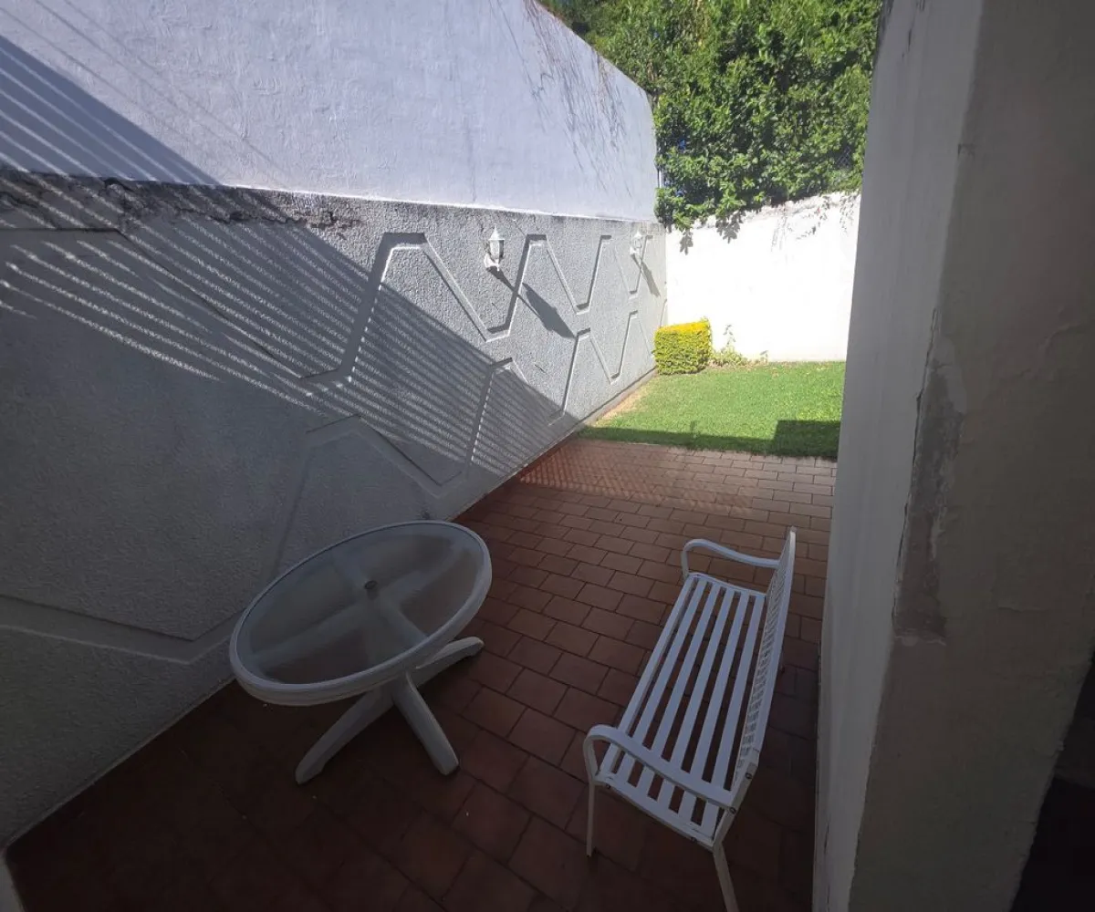 Casa En Venta,Providencia Sección,Valparaíso 2584, Guadalajara, Jalisco 44630, 3 Habitaciones,3 Baños,Valparaíso,2,pVdcF3G