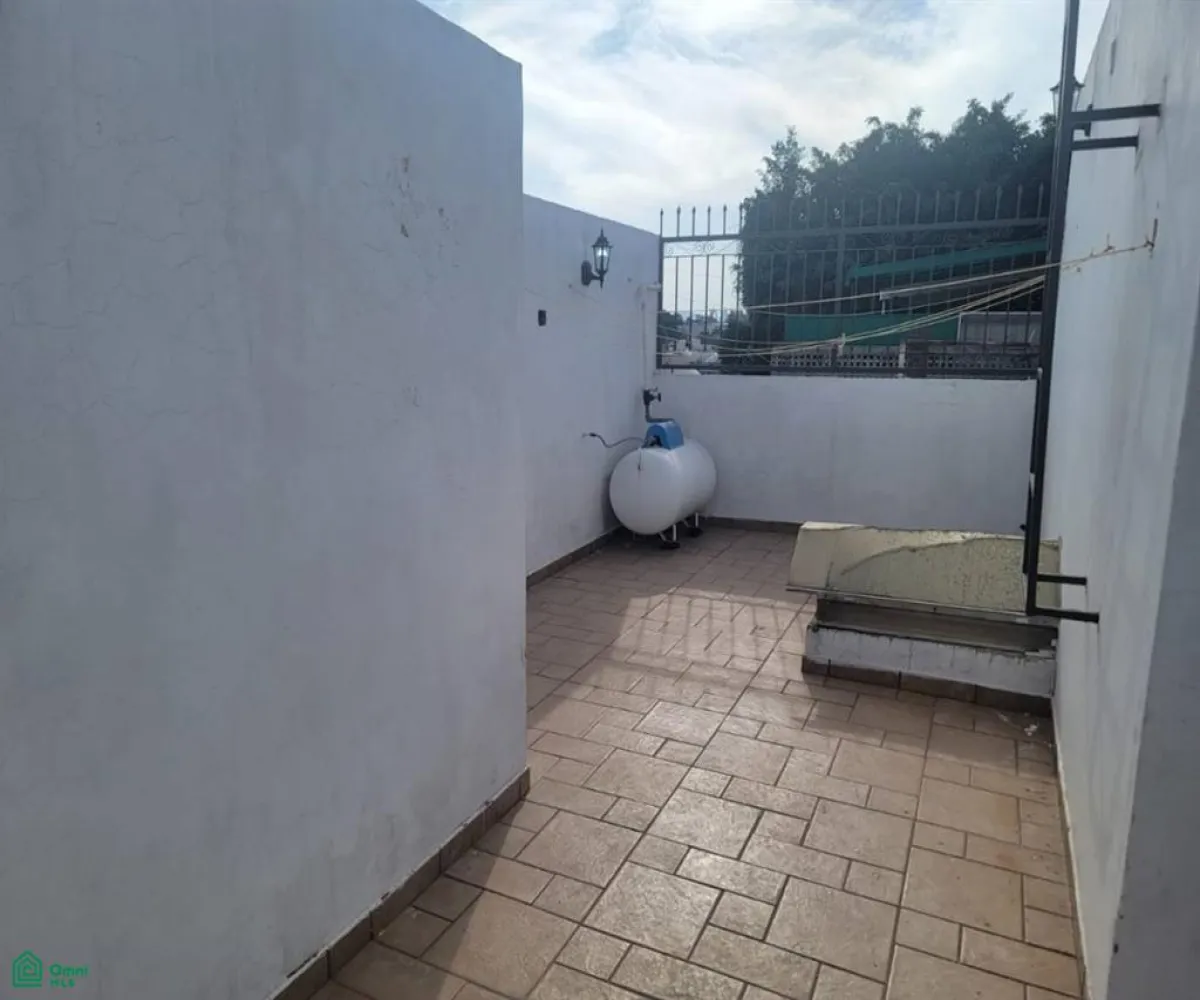 Casa En Venta,Tabachines,Paseo de los Tejocotes ., Zapopan, Jalisco 45188, 7 Habitaciones,4 Baños,Paseo de los Tejocotes,3,MX251042105