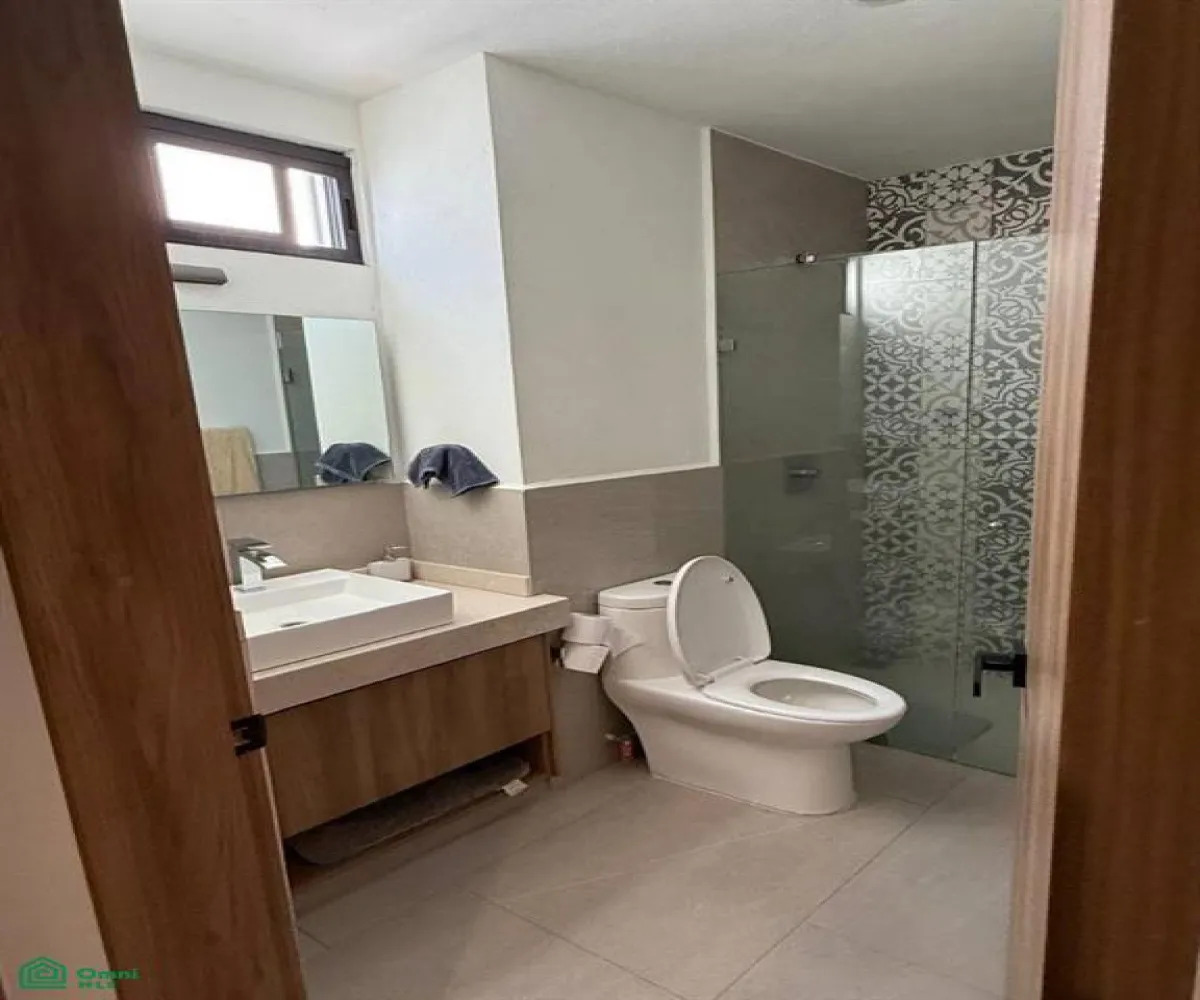 Casa En Venta,Valle Real,Cam. Real a Zapopan, San Juan de Ocotán, 45019 50, Zapopan, Jalisco 45019, 3 Habitaciones,3 Baños,Cam. Real a Zapopan, San Juan de Ocotán, 45019,3,MX251042229