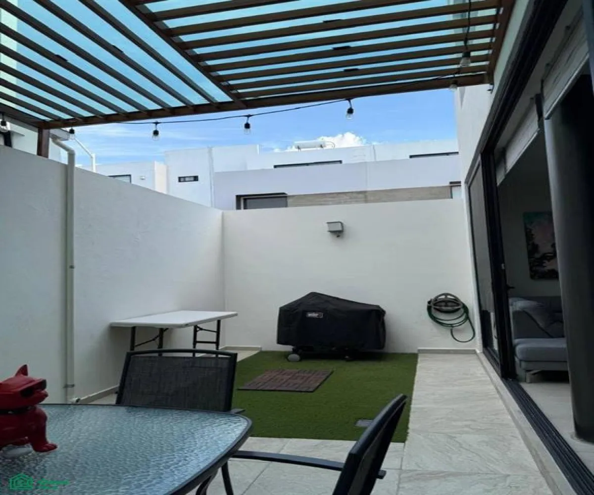 Casa En Venta,Valle Real,Cam. Real a Zapopan, San Juan de Ocotán, 45019 50, Zapopan, Jalisco 45019, 3 Habitaciones,3 Baños,Cam. Real a Zapopan, San Juan de Ocotán, 45019,3,MX251042229