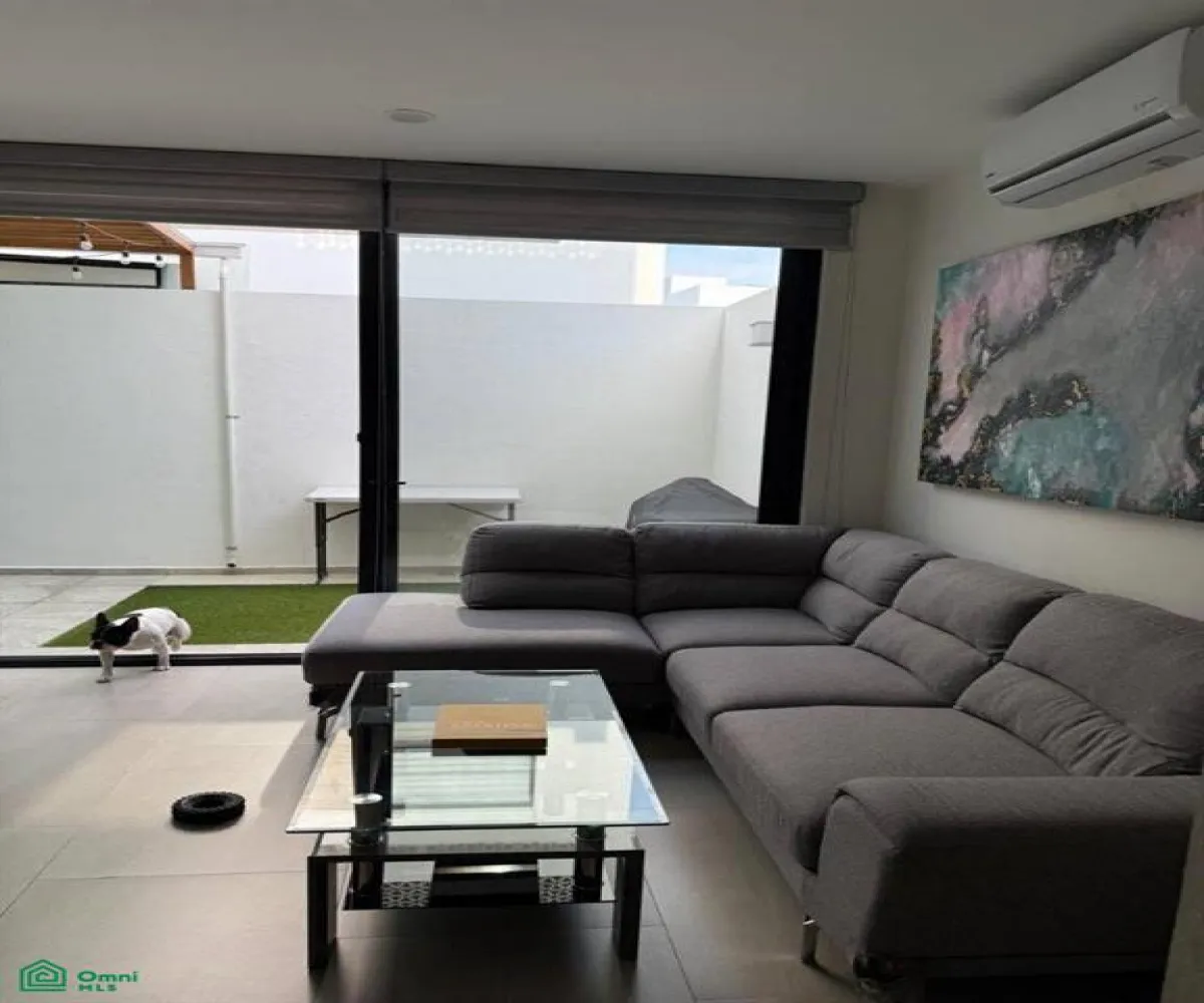 Casa En Venta,Valle Real,Cam. Real a Zapopan, San Juan de Ocotán, 45019 50, Zapopan, Jalisco 45019, 3 Habitaciones,3 Baños,Cam. Real a Zapopan, San Juan de Ocotán, 45019,3,MX251042229