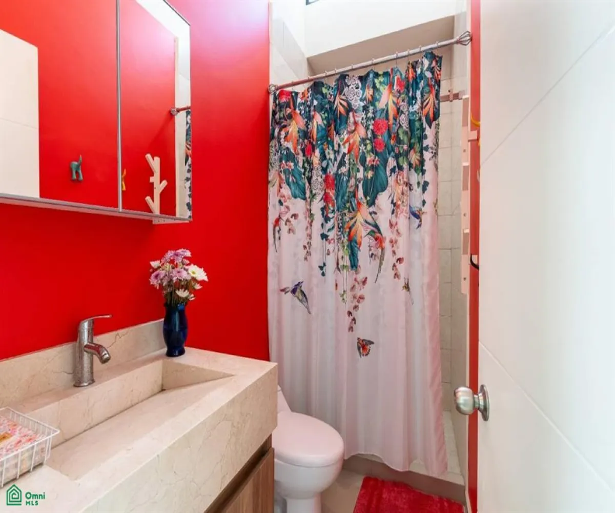 Casa En Venta,De las Juntas Delegación,Joaquin Amaro 520, Puerto Vallarta, Jalisco 48291, 3 Habitaciones,2 Baños,Joaquin Amaro,MX251042381