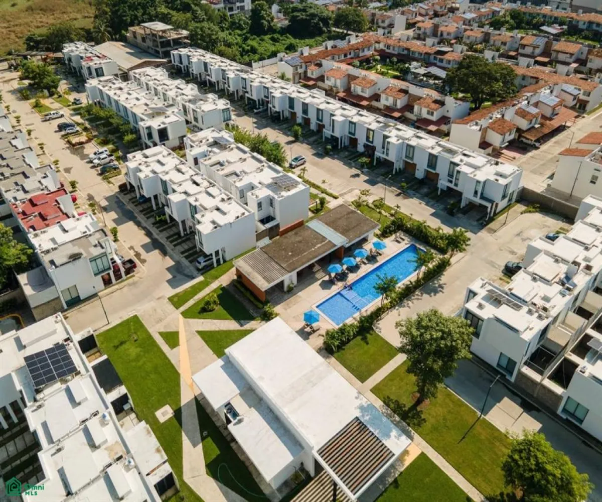 Casa En Venta,De las Juntas Delegación,Joaquin Amaro 520, Puerto Vallarta, Jalisco 48291, 3 Habitaciones,2 Baños,Joaquin Amaro,MX251042381