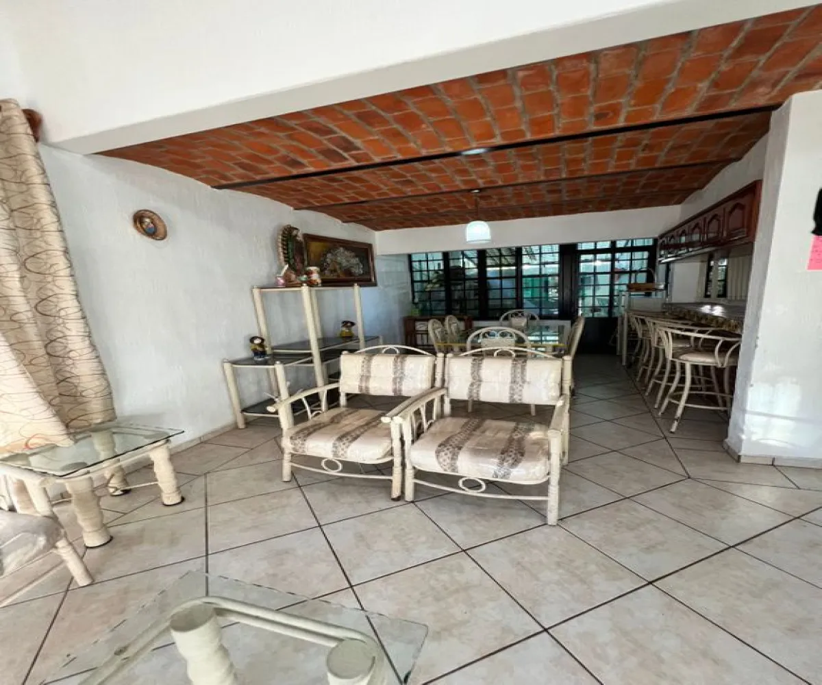 Casa En Venta,Fraccionamiento Tres Reyes,Avenida Rey Melchor 52, Tlajomulco de Zúñiga, Jalisco 45670, 3 Habitaciones,2 Baños,Avenida Rey Melchor ,2,pkZeins