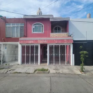 Casa En Venta,Tabachines,Paseo de Los Tejocotes S/N, Zapopan, Jalisco 45188, 7 Habitaciones,4 Baños,Paseo de Los Tejocotes,3,pGh276j