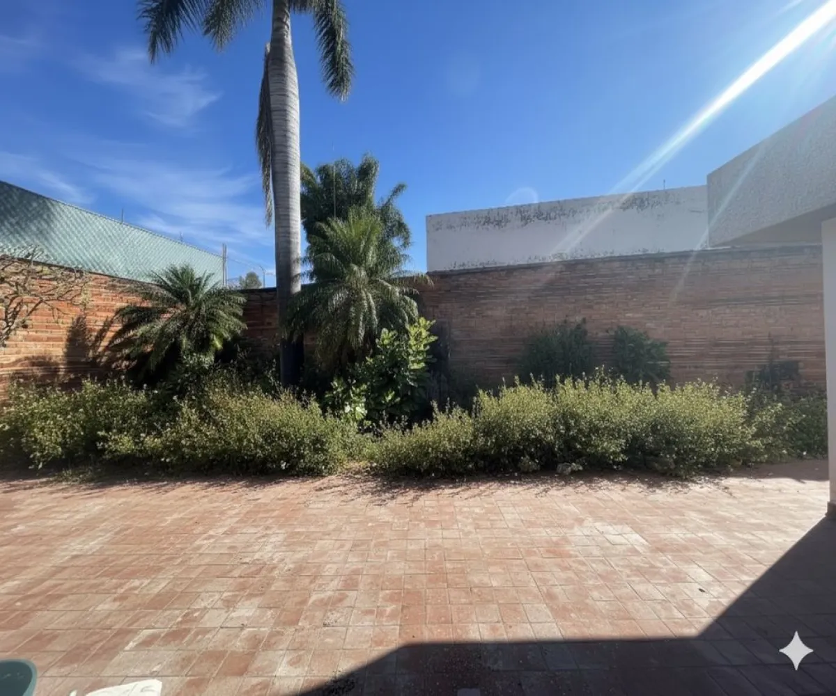 Casa En Renta,Ciudad De Los Niños,Santa Teresa 825, Zapopan, Jalisco 45040, 4 Habitaciones,3 Baños,Santa Teresa,2,pDR60vz