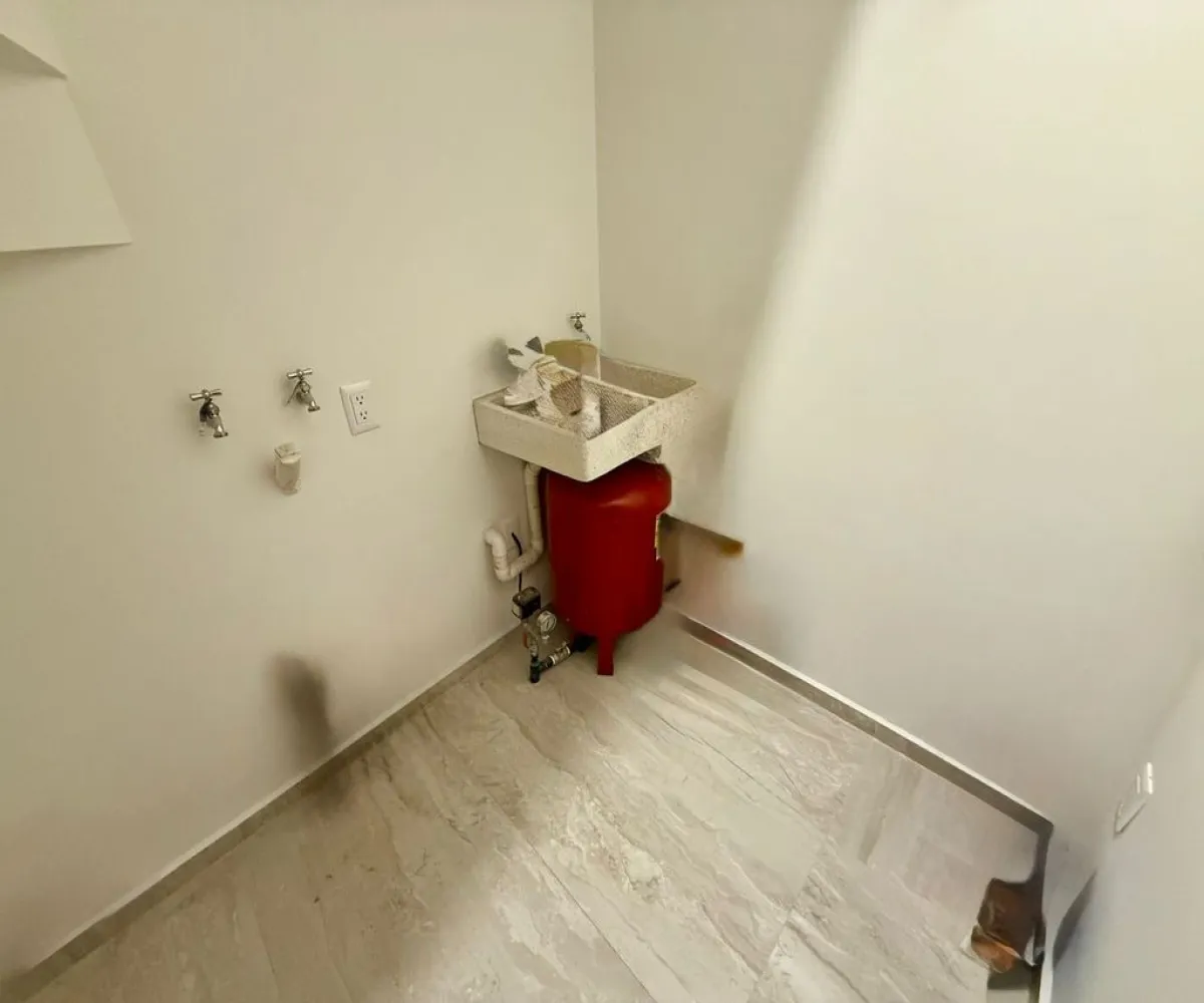 Casa En Venta,Fracc. Atmosfera Habitat,Camino a las Moras 675, Tlajomulco de Zúñiga, Jalisco 45645, 3 Habitaciones,4 Baños,Camino a las Moras,1,pwwJNzm