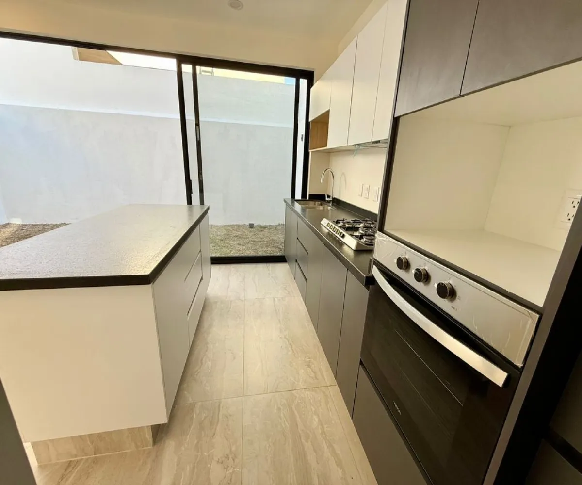 Casa En Venta,Fracc. Atmosfera Habitat,Camino a las Moras 675, Tlajomulco de Zúñiga, Jalisco 45645, 3 Habitaciones,4 Baños,Camino a las Moras,1,pwwJNzm