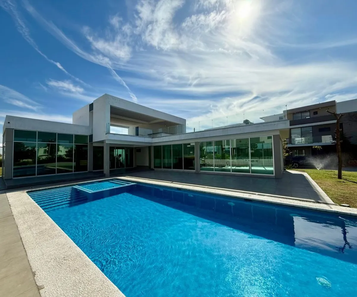 Casa En Venta,Fracc. Atmosfera Habitat,Camino a las Moras 675, Tlajomulco de Zúñiga, Jalisco 45645, 3 Habitaciones,4 Baños,Camino a las Moras,1,pwwJNzm