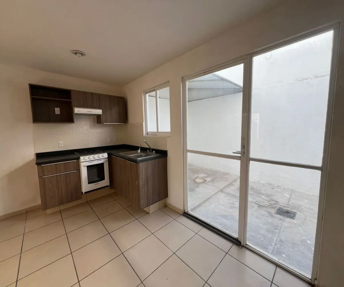 Casa En Venta,Parques de Tesistán ,Calle Amapola 1721, Zapopan, Jalisco 45200, 2 Habitaciones,1 Baño,Calle Amapola,2,p2DUqYA