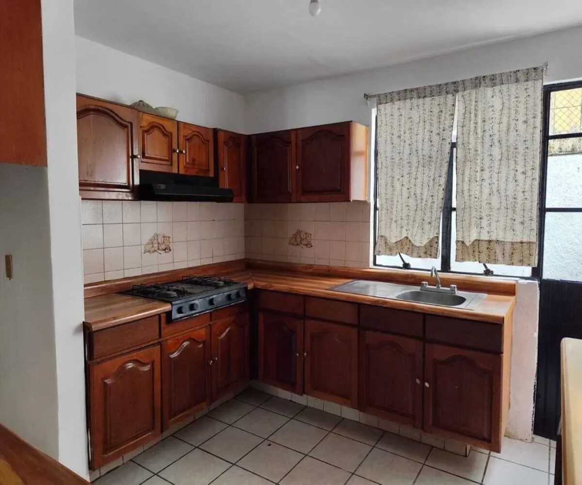 Casa En Venta,Jardines de La Cruz,Calle Isla Indias 2454 2518, Guadalajara, Jalisco 44950, 5 Habitaciones,2 Baños,Calle Isla Indias,1,plG9V9b