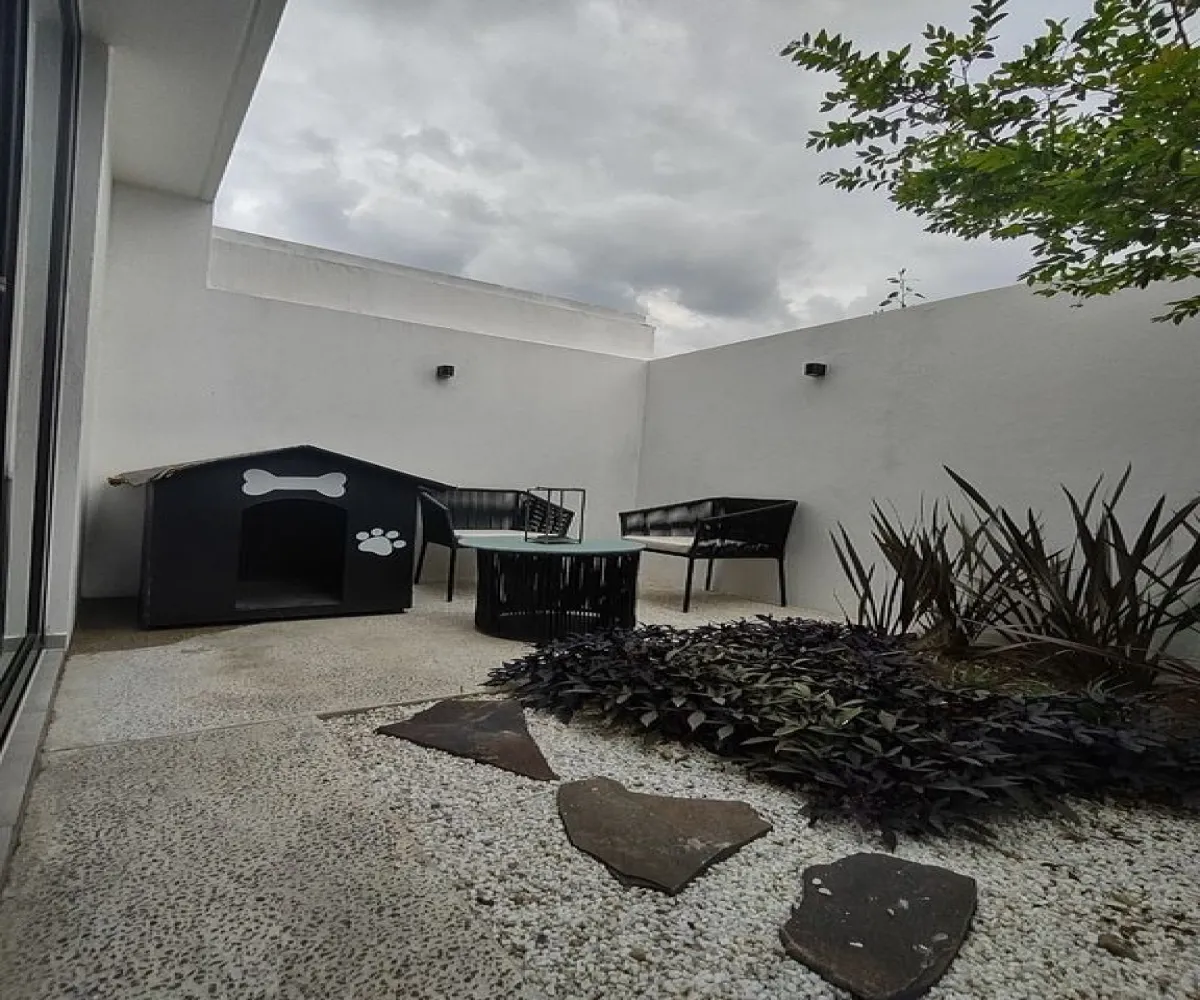 Casa En Venta,Calle Vicenza 100, Tlajomulco de Zúñiga, Jalisco 45645, 3 Habitaciones,2 Baños,Calle Vicenza,1,p2N3Ex2