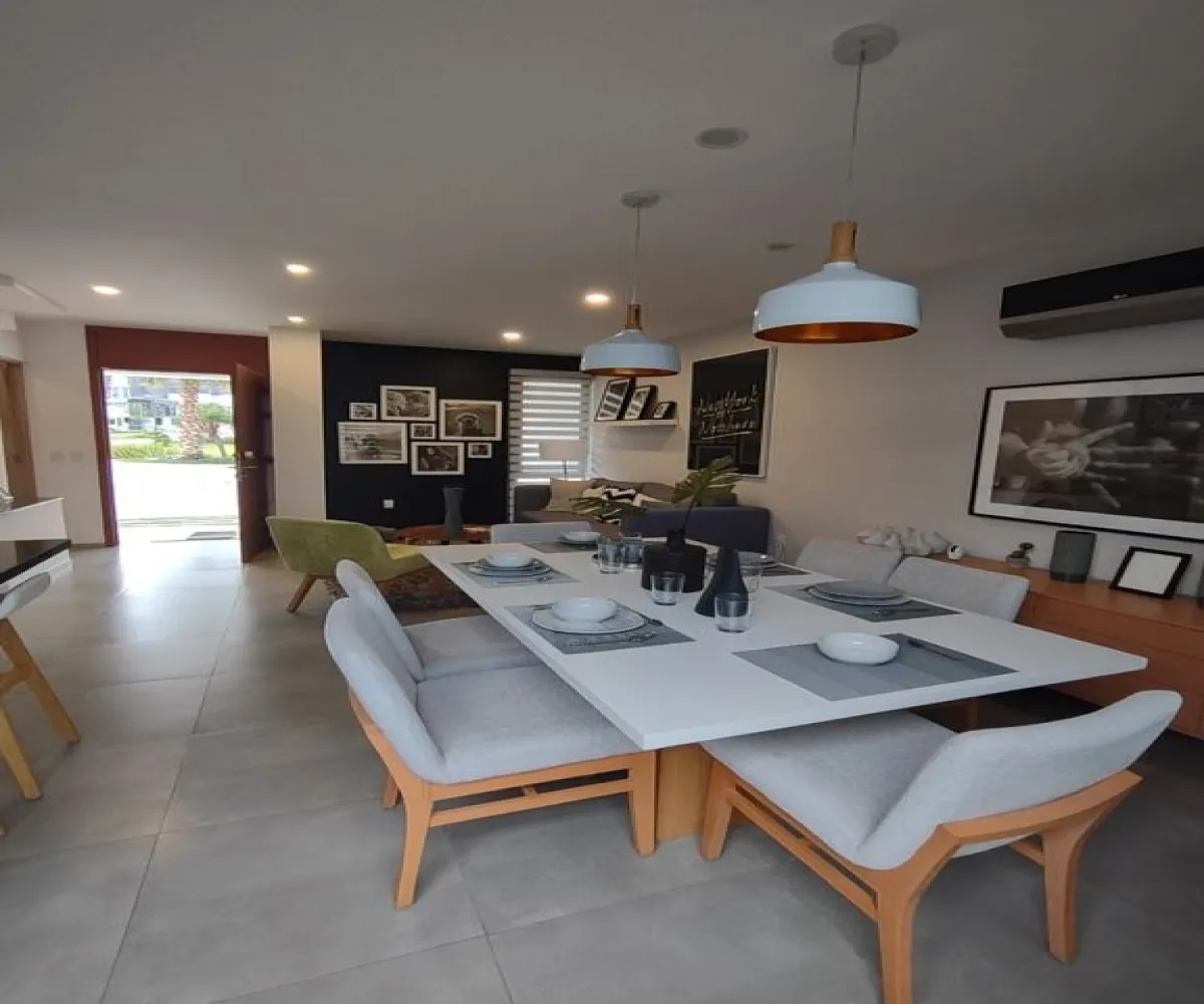 Casa En Venta,Calle Vicenza 100, Tlajomulco de Zúñiga, Jalisco 45645, 3 Habitaciones,2 Baños,Calle Vicenza,1,p2N3Ex2