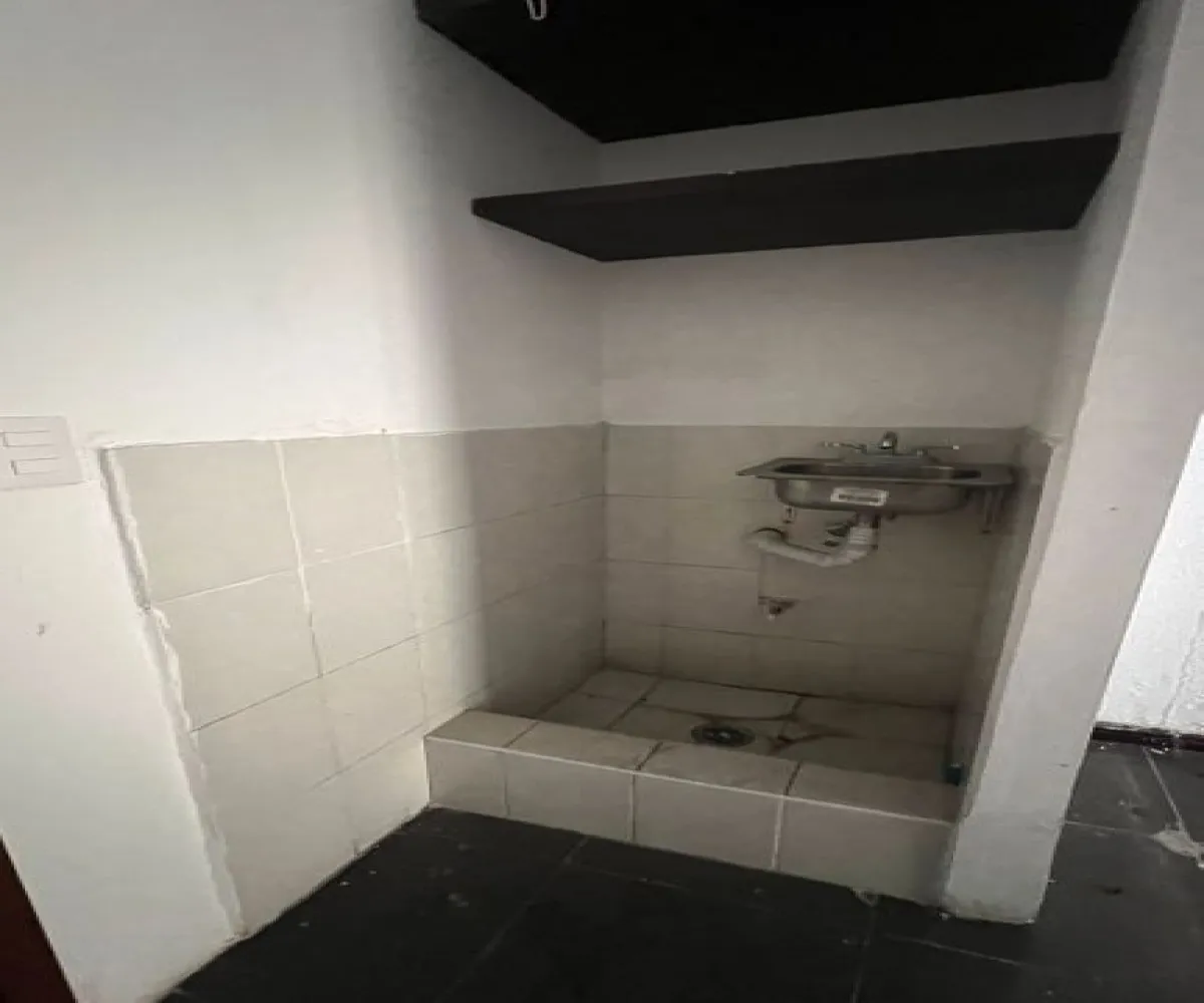 Local En Renta,Ciudad del Sol,Avenida Adolfo López Mateos Sur 2375, Zapopan, Jalisco 45050,1 Baño,Avenida Adolfo López Mateos Sur,1,pI7pGvq