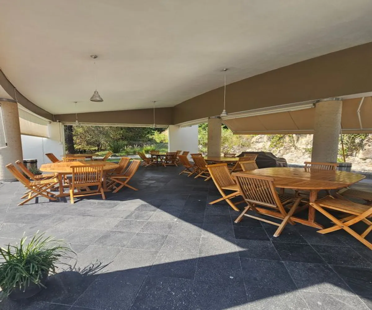 Casa En Venta,Las Cumbres,Paseo de los Virreyes 1250, Zapopan, Jalisco 45110, 4 Habitaciones,5 Baños,Paseo de los Virreyes,2,pXAKEJs